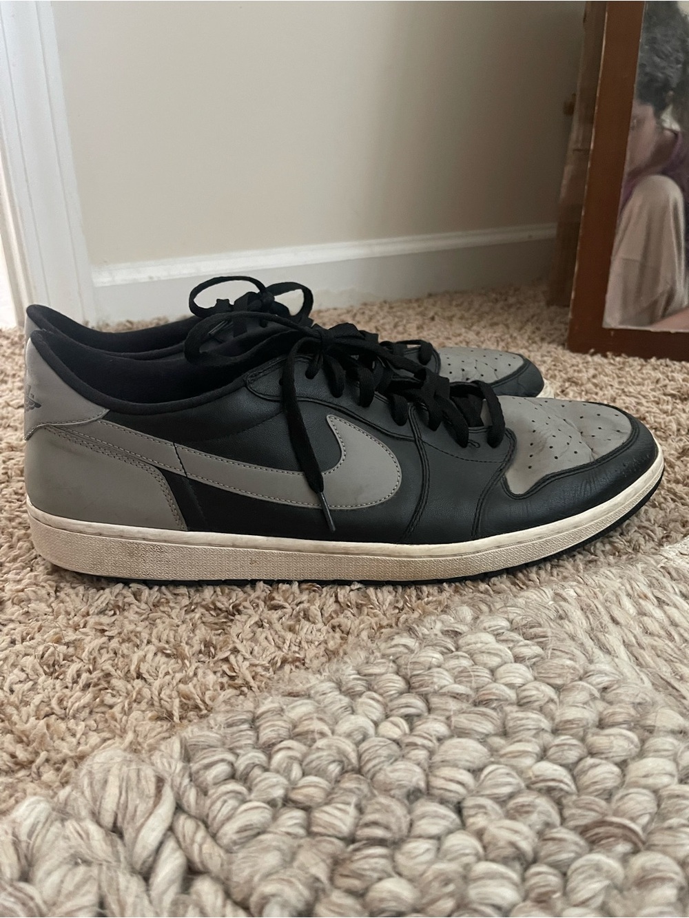 Nike Men’s Jordan 1 Low-Top OG Shadow Sneakers